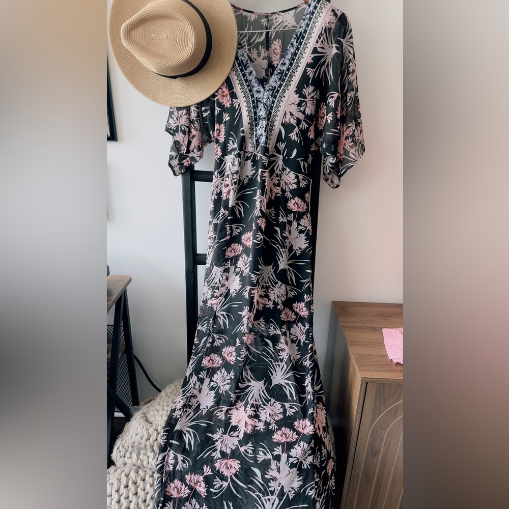 Express Black and Pink Floral Maxi Dress - Picture 7 of 7